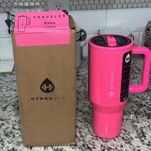 HydroJug 32oz Traveler in Flare - Neon Collection 💓